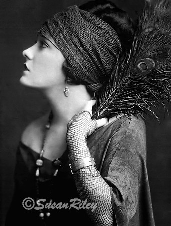 Gloria Swanson - c. 1920s
